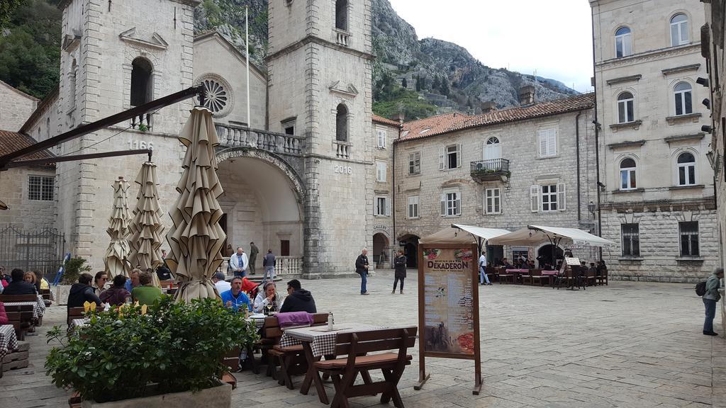 Apartments Popovic Kotor Extérieur photo